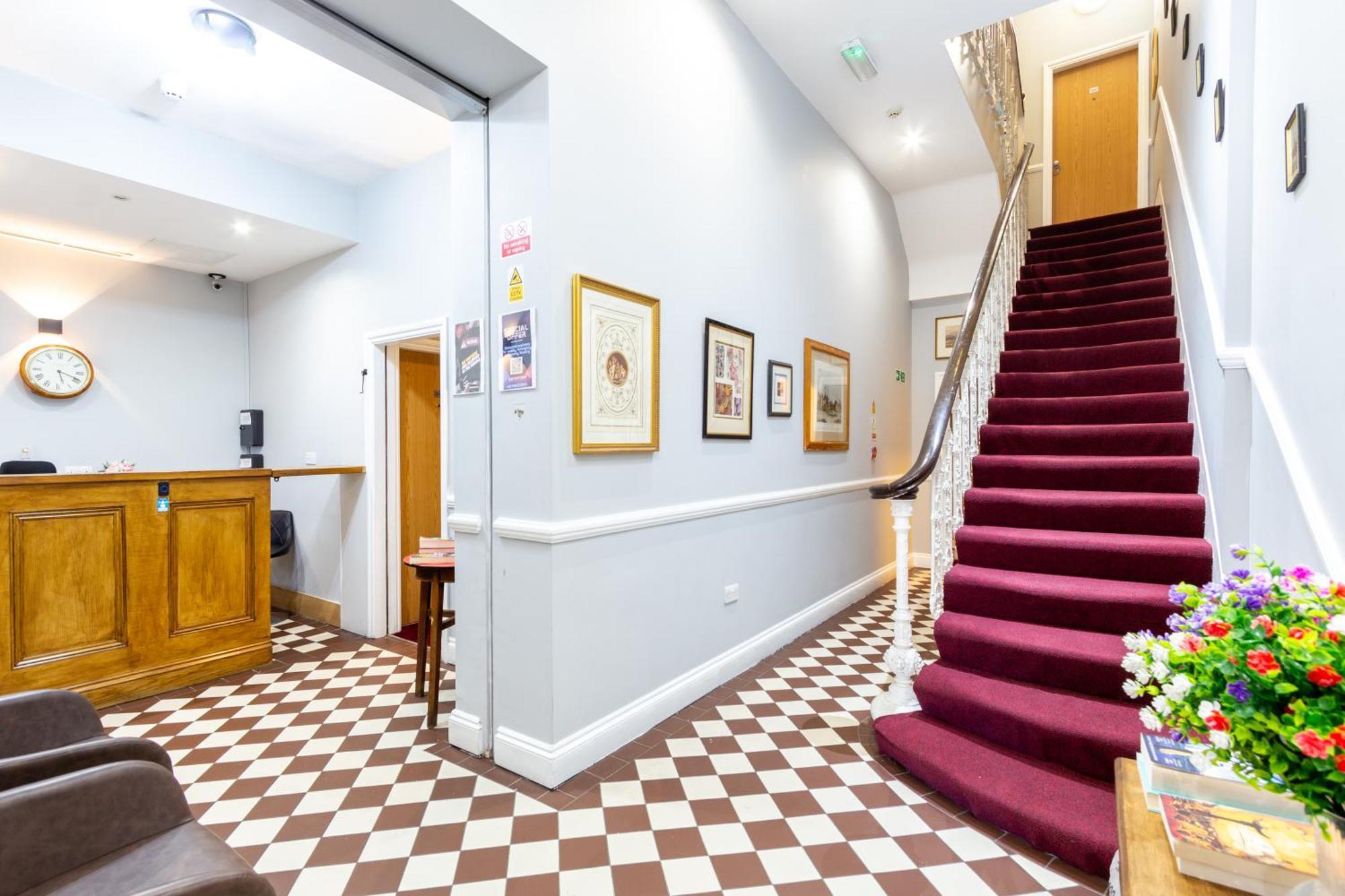 Coronation Hotel Londres Extérieur photo