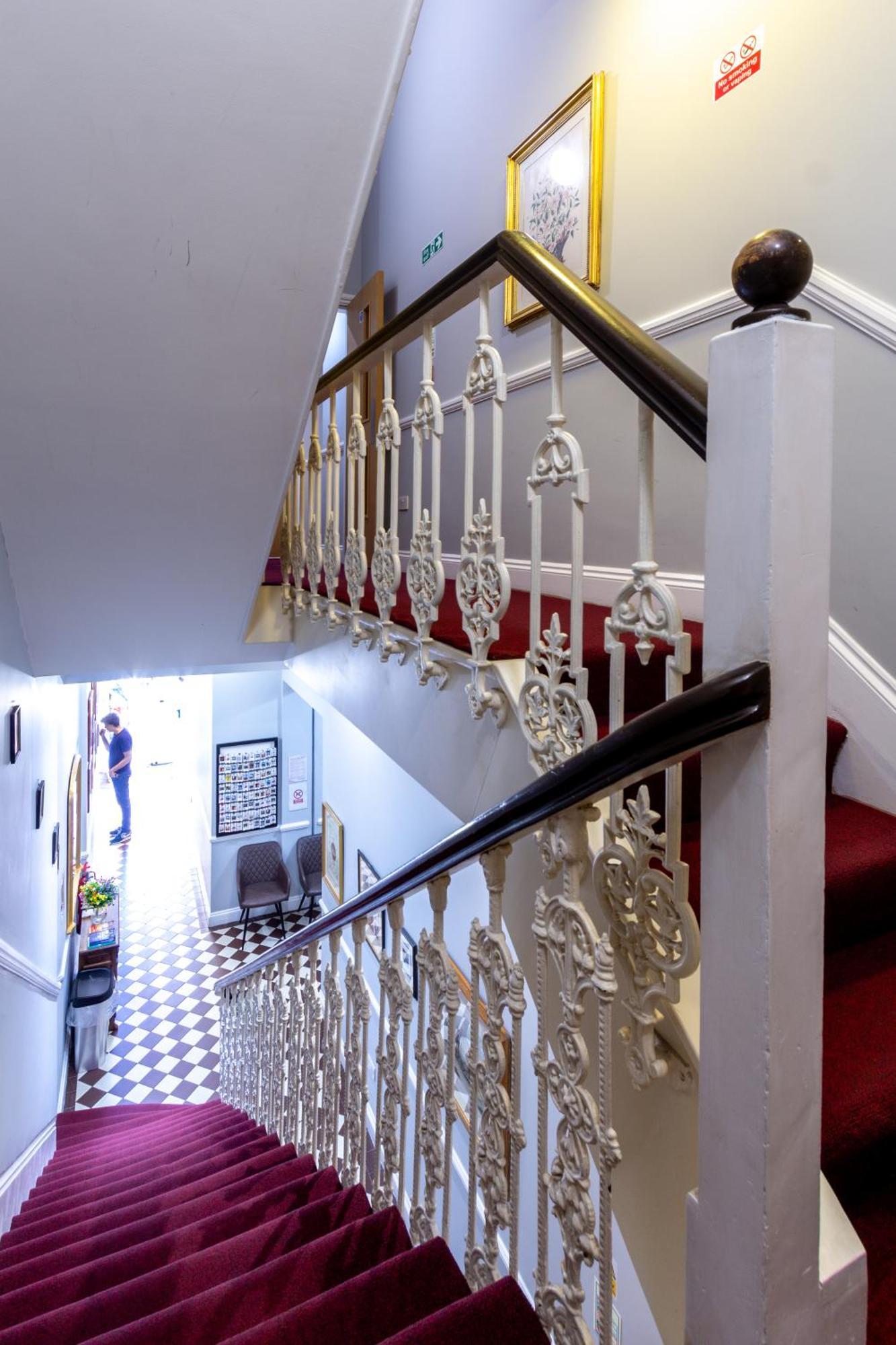 Coronation Hotel Londres Extérieur photo