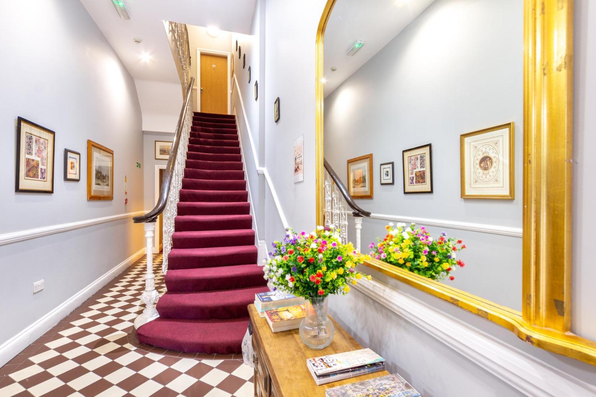 Coronation Hotel Londres Extérieur photo